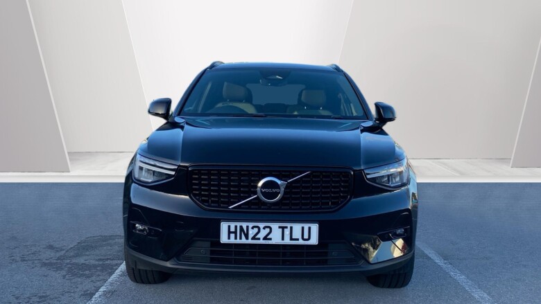 Volvo Xc40 2.0 B4P Plus Dark 5dr AWD Auto Petrol Estate